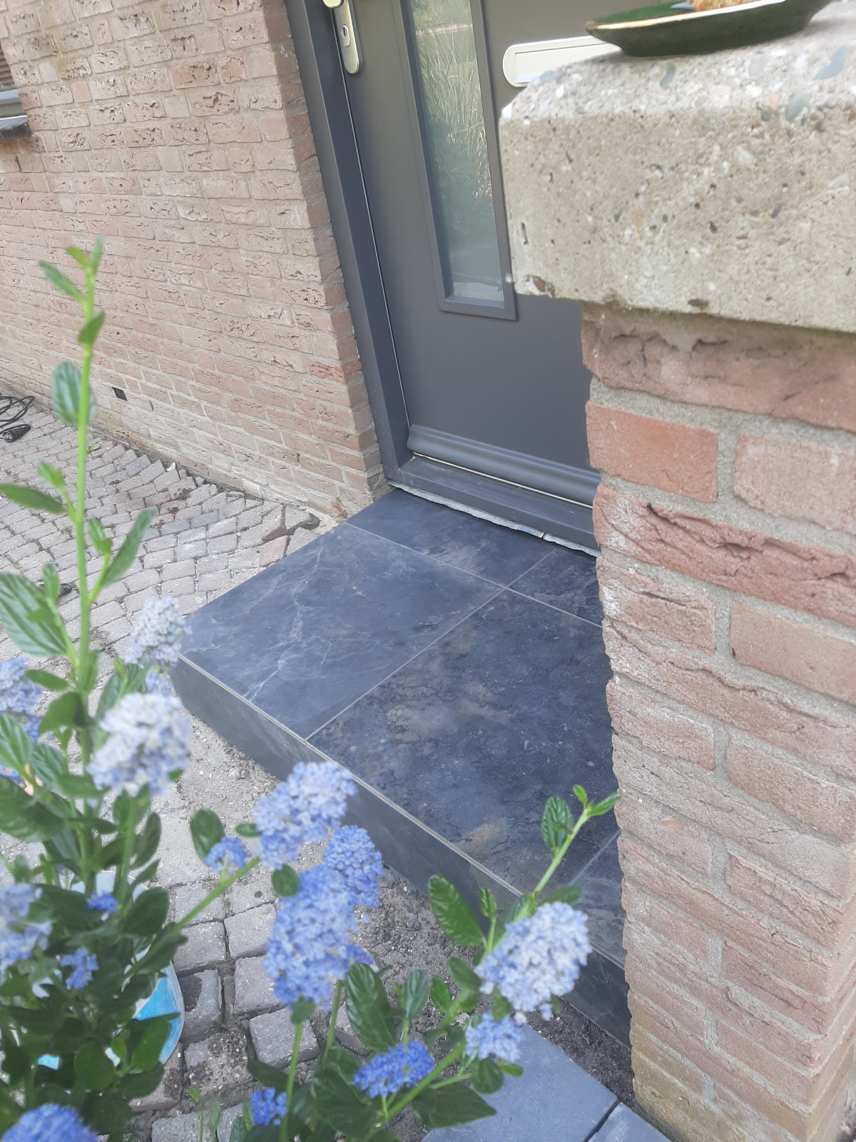 photo - Neven's tegelwerk & afbouw